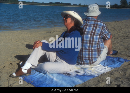 Couple Enjoying Beach Banque D'Images