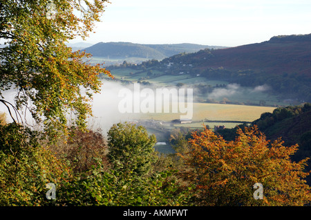 Wye Valley en automne près de Symonds Yat vu de l'Doward, Herefordshire, Angleterre, RU Banque D'Images