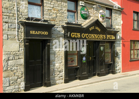 Gus O'Connor's pub à Doolin, dans le comté de Clare, Irlande Banque D'Images