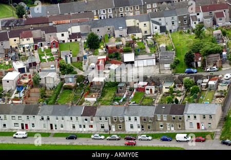 Vue sur l'ancien village minier de charbon Cwmcarn au South Wales valleys UK Banque D'Images