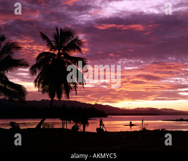 JM - JAMAÏQUE : le coucher du soleil à Ocho Rios Banque D'Images