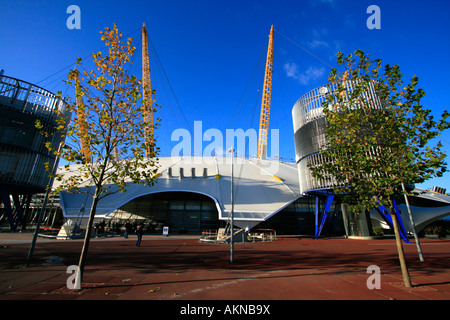 O2 arena lieu de divertissement musique Millenium Dome par tamise à l'est de Greenwich London England uk go Banque D'Images