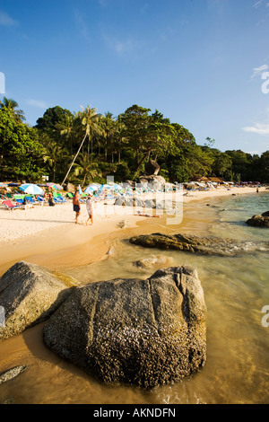 Vue sur plage de Laem Singh entre Hat Surin et Hat Kamala Phuket Thaïlande un an après le tsunami du 26 décembre 2004 Banque D'Images