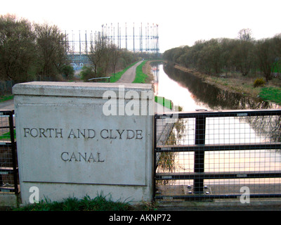 De suite et Clyde Canal à Glasgow Anniesland Temple Banque D'Images