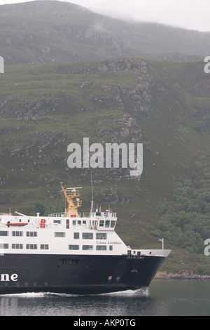 Caledonian MacBrayne Ferry Ullapool sur le Loch Broom Banque D'Images