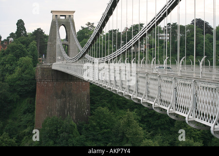 Célèbre pont suspendu de Clifton enjambe la rivière Avon Avon Gorge et à Bristol England UK Grande-Bretagne Europe EU Banque D'Images