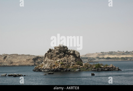 Sur l'île de Philae Lac Nasser emplacement d'origine du temple de Philae en Egypte avant d'être transférées en Agiliqiyyah island Banque D'Images