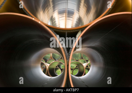 Prêt à être conduites fixées sur un nouveau projet de gazoduc reliant l'est à l'ouest d'un océan à l'avenir sûr gaz de continent Banque D'Images