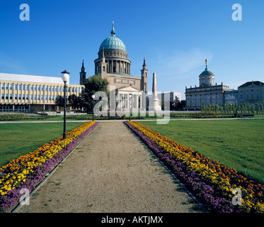 Kirche Sankt Nikolai, l'Obélisque, Altes Rathaus, Kulturhaus, Klassizismus, Potsdam, Havel, Brandebourg Banque D'Images