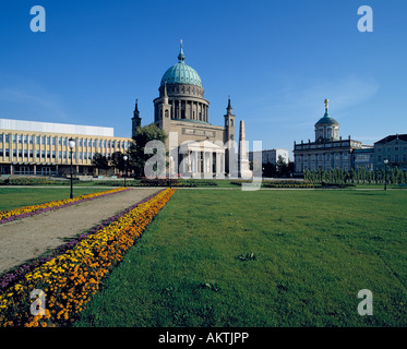 Kirche Sankt Nikolai, l'Obélisque, Altes Rathaus, Kulturhaus, Klassizismus, Potsdam, Havel, Brandebourg Banque D'Images