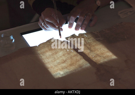 Gouda à l'intérieur de l'église St John les dessins originaux et les dessins pour le fameux vitraux sont en cours de restauration Banque D'Images