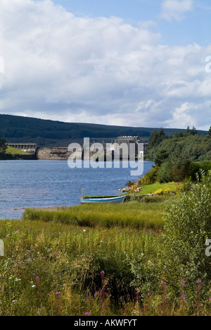 dh Loch Shin centrale ÉLECTRIQUE LAIRG HYDRO BARRAGE SUTHERLAND ÉCOSSE Énergie électrique écossaise petite hydroélectrique Banque D'Images