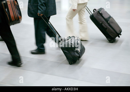 Businessman with suitcase Banque D'Images