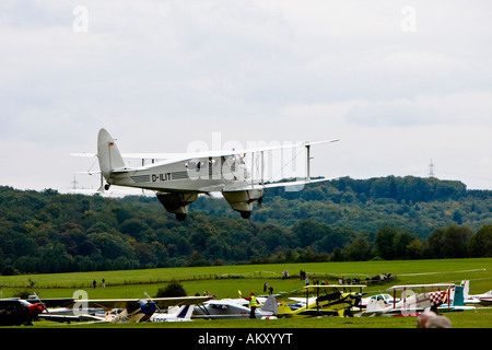 De Havilland DH 89, Europe's big vintage avion réunion sur la Hahnweide, Kirchheim-Teck, Bade-Wurtemberg, Allemagne Banque D'Images