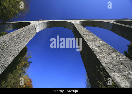 Viaduc Ferroviaire près de Luetisburg dans couleurs d'automne, Saint-Gall, Suisse Banque D'Images