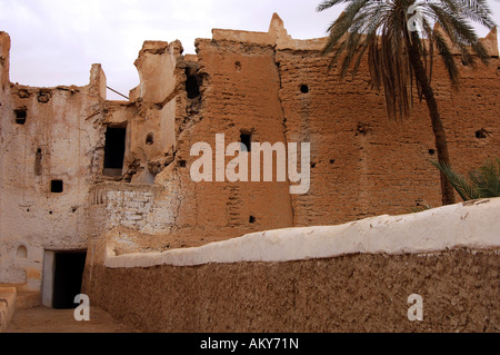 Les bâtiments de l'argile en décomposition dans la vieille ville de Ghadamès, UNESCO world heritage, Libye Banque D'Images