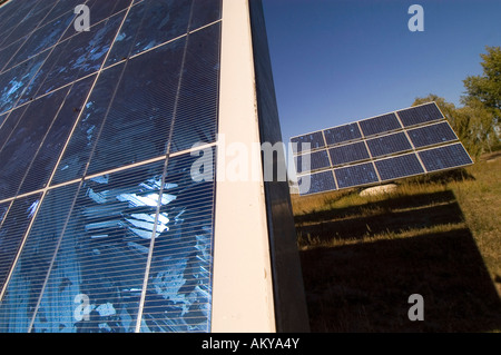 Modules solaires sur un testfield à Berlin, Allemagne Banque D'Images