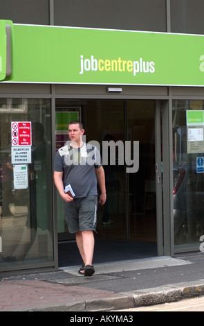 Job Centre Plus signer, Hounslow, Middlesex, Royaume-Uni. Banque D'Images