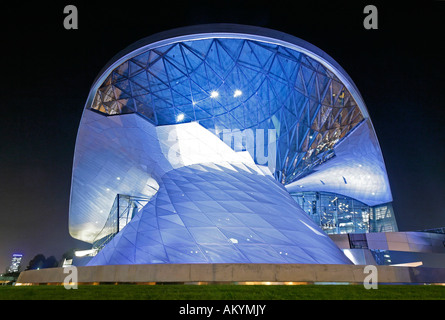 Construction du nouveau monde de BMW à Munich. La BMW world a ouvert ses portes en octobre 2007. Bavière Munich Allemagne Banque D'Images