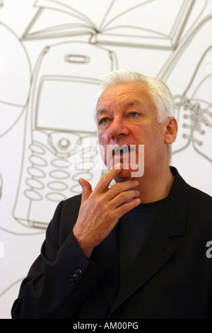 L'artiste Michael Craig-Martin Banque D'Images