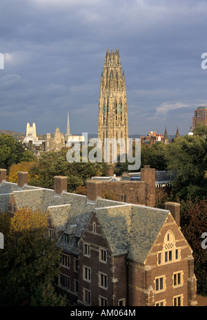 L'université de Yale. Harkness Tower, la tour de style gothique remarquable conçu par James Gamble Rogers. Banque D'Images