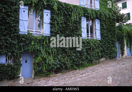 Rue des saules, Montmartre, Paris, France. Banque D'Images