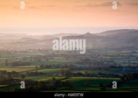 À l'égard de la colline Colmers Stylo Pilsdon, Dorset, UK, à l'aube Banque D'Images