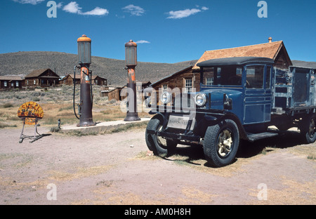 Station-service de la ville fantôme Bodie, en Californie, USA Banque D'Images