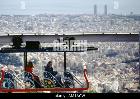 Manège à Tibidabo, Barcelone, Catalogne, Espagne Banque D'Images