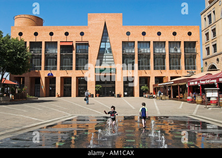 La place Nelson Mandela, d'un centre commercial La ville de Sandton, Johannesburg, Afrique du Sud, l'Afrique Banque D'Images