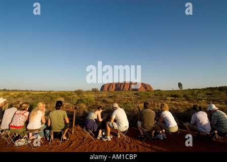 Ayers Rock, Uluru, appelé magic rock des Aborigènes, Ayers Rock, Yulara, Territoires du Nord, Amérique, Australie Banque D'Images