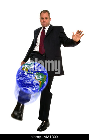 Businessman Kicking the world globe d'images de la NASA Banque D'Images