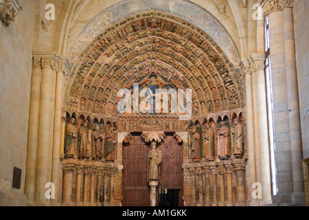 Portique de la Majestad dans l'église Santa Maria la Mayor province de Valladolid TORO 12ème siècle Castille Leon region FRANCE Banque D'Images