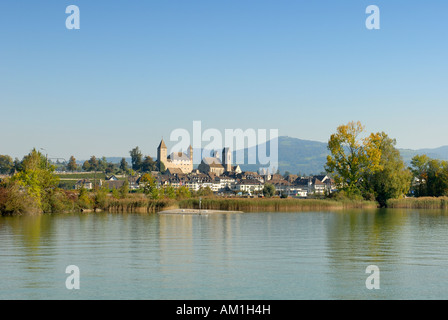 Rapperswil - le château de rapperswil un la vieille partie de la ville - canton de St-Gall, Suisse, Europe. Banque D'Images