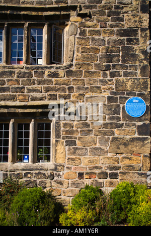 The Manor House une maison du XVIIe siècle construite sur les vestiges d'un fort romain Ilkley West Yorkshire England Banque D'Images