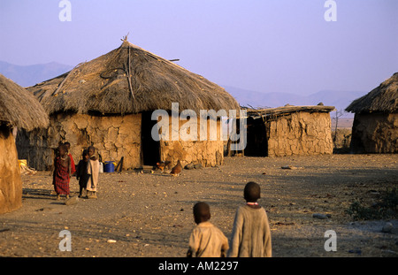 Village massaï près de Mto wa Mbu, Tanzanie Banque D'Images