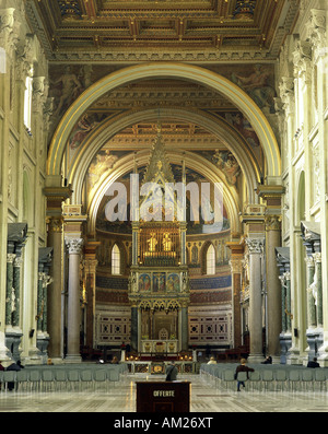 Géographie / voyage, Italie, Rome, les églises, la Basilique Saint-Jean de Latran, de construction : 313 - 314 AD, la conversion : 16e - 18e siècle, vue de l'intérieur, Additional-Rights Clearance-Info-Not-Available- Banque D'Images