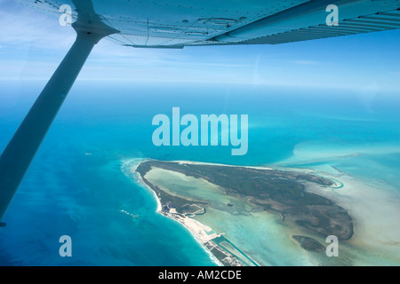 Vue aérienne de l'emplacement par emplacement par Îles, à partir d'un avion privé, Bahamas, Caraïbes Banque D'Images