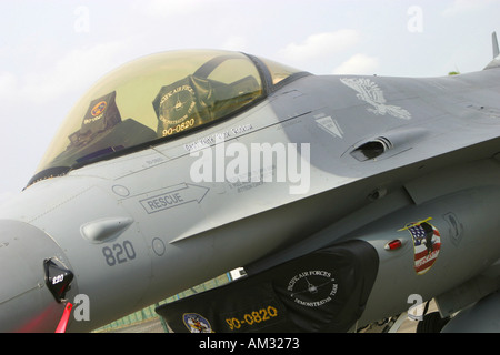 Cockpit de Lockheed Martin F 16 Fighting Falcon Banque D'Images