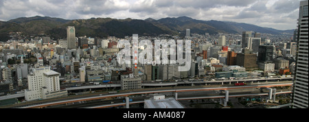 Vue Aérienne Vue panoramique de la ville de Kobe au Japon prises à partir de la tour de l'île de port Kobe sur Kansai Japon Asie Banque D'Images