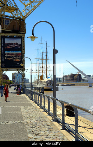 La Fragata Sarmiento à Puerto Madero Banque D'Images