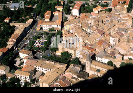 France, Alpes de Haute Provence, Castellane vu de Notre-Dame du Roc Banque D'Images