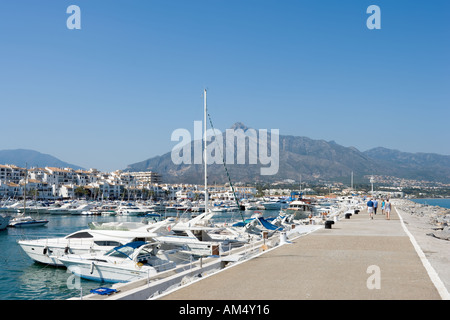 Puerto Banus, Costa del Sol, Andalousie, Espagne Banque D'Images