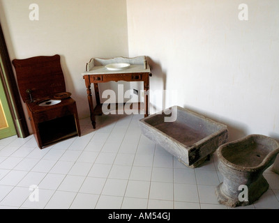 Salle de bains Caccamo Château Sicile Italie Banque D'Images