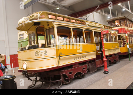 Voiture de tramway Museum of Transport Glasgow Ecosse GB UK 2006 Banque D'Images