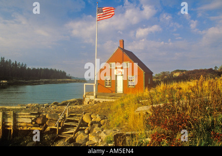 Lobster House sur le bord de Penobscot Bay de Stonington moi en automne Banque D'Images