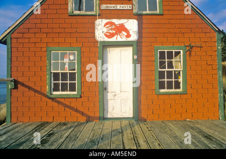 Lobster House sur le bord de Penobscot Bay de Stonington moi en automne Banque D'Images