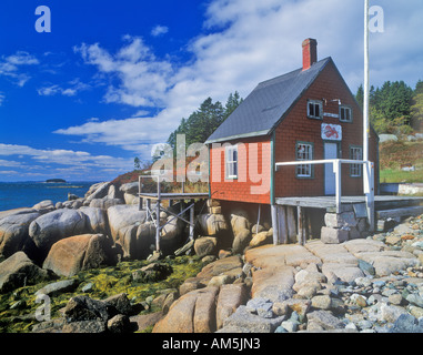 Lobster House sur le bord de Penobscot Bay de Stonington moi en automne Banque D'Images