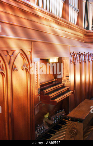 Orgue à tuyaux à l'Catehdral la console de l'Assomption à Louisville KY Banque D'Images