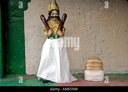 Divinité indienne dans un temple près de Durban, Afrique du Sud, l'Afrique Banque D'Images